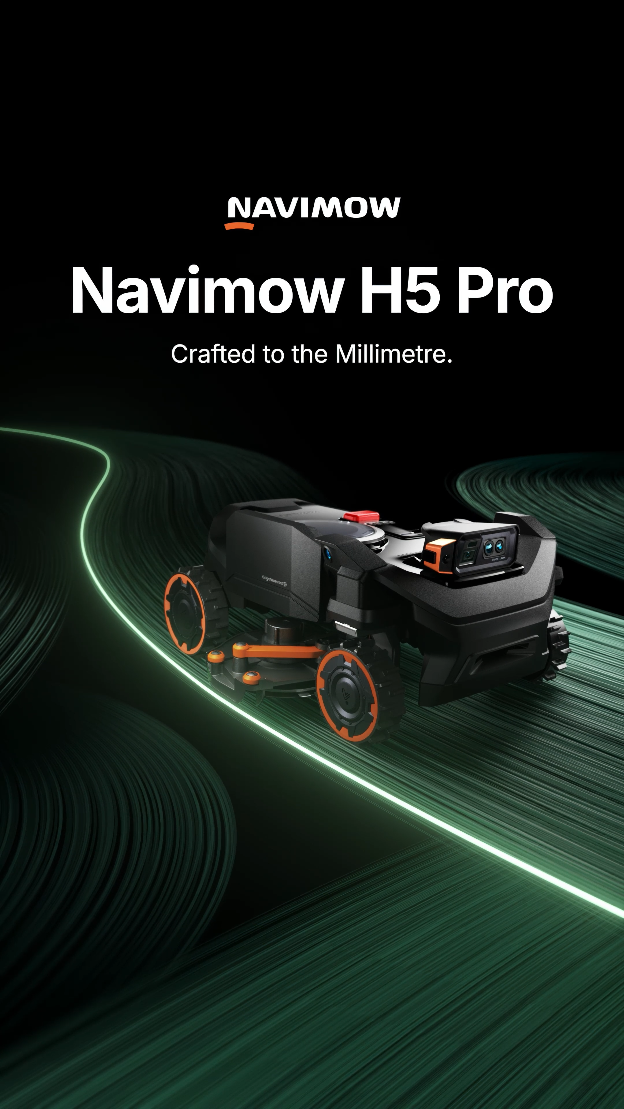 Segway Navimow H5 Pro with EdgeMaestro extendable cutting arm